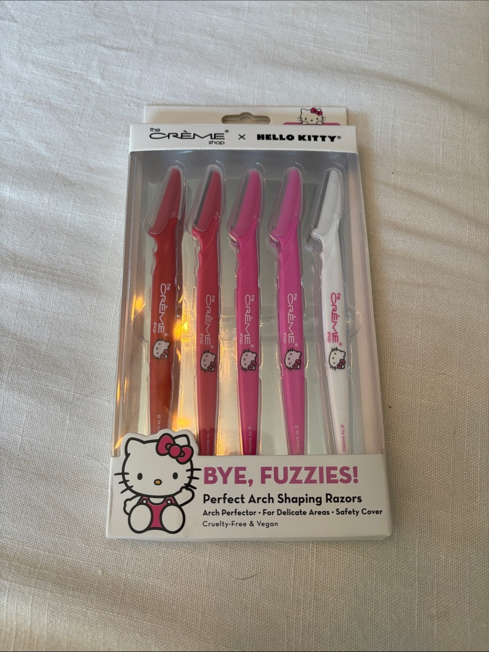 The Crème x Hello Kitty Arch Shaping Razors – Pink, Red & White (5 Pack)